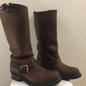 FRYE boots! Genuine Leather. Size 9